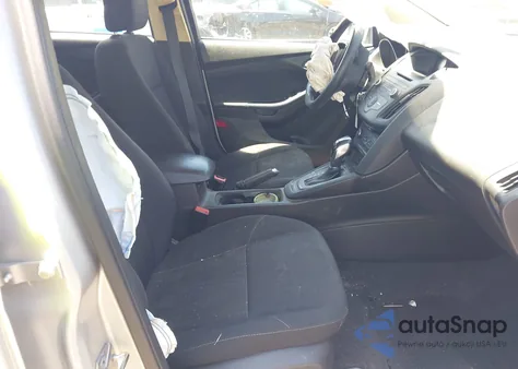 2016 Ford Focus Se z USA, uszkodzony, nr VIN 1FADP3F20GL297762